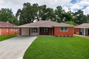 206 Mockingbird Ln, Pasadena, TX 77502 - Photo 1