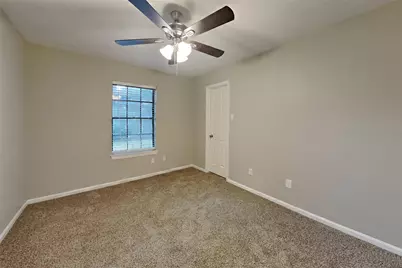 3418 Creek Manor Drive, Houston, TX 77339 - Photo 15