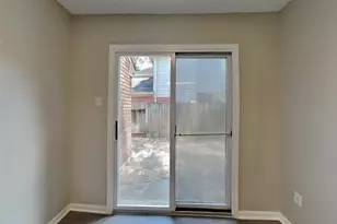 3418 Creek Manor Dr, Houston, TX 77339 - Photo 7