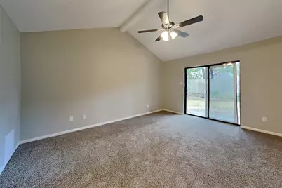 3418 Creek Manor Drive, Houston, TX 77339 - Photo 9