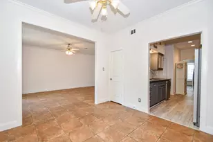 7459 Brompton St, Houston, TX 77025 - Photo 11