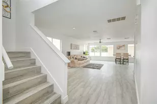10023 Farrell Dr, Houston, TX 77070 - Photo 3