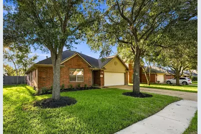 4112 Merlet Drive, Pearland, TX 77584 - Photo 3