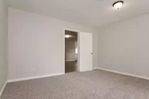 2505 Texas Ave, Dickinson, TX 77539 - Photo 11