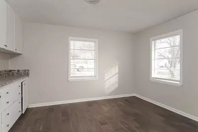 2505 Texas Avenue, Dickinson, TX 77539 - Photo 5