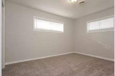 2505 Texas Avenue, Dickinson, TX 77539 - Photo 9