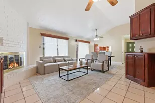 10044 Lasaber Ct, Houston, TX 77038 - Photo 9