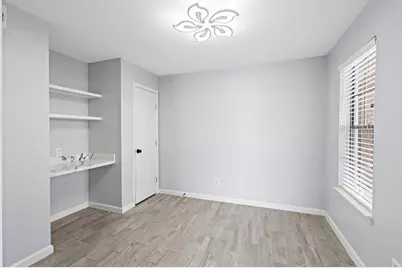 14600 Fonmeadow Drive #602, Houston, TX 77035 - Photo 11