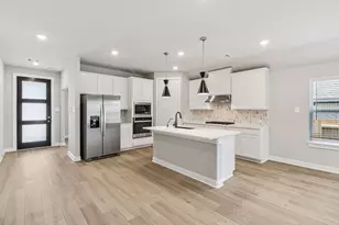 221 Raine Mnr Ct, Montgomery, TX 77316 - Photo 11