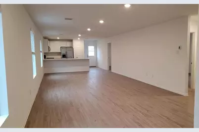 4130 Zavala Mill Street, Baytown, TX 77521 - Photo 5