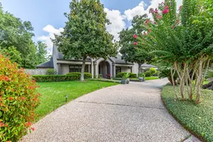 12 Bayou Bend, Beaumont, TX 77706 - Photo 1