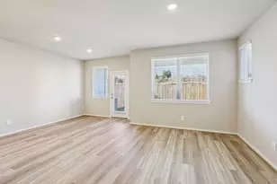 623 Sand Dollar Dr, Kemah, TX 77565 - Photo 5