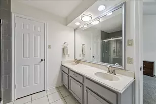 15403 Woodcote Ct, Houston, TX 77062 - Photo 25