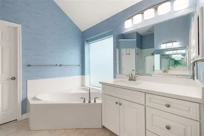 5104 Carefree Drive, League City, TX 77573 - Photo 17
