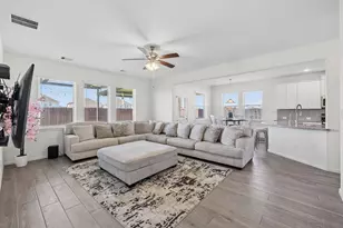14047 S River Dr, Baytown, TX 77523 - Photo 13