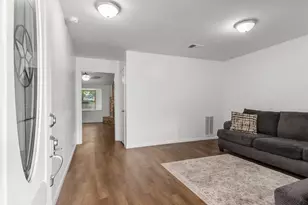 9726 John Bank Dr, Spring, TX 77379 - Photo 5