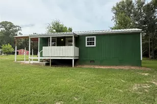 227 Spitaleri, Onalaska, TX 77360 - Photo 1