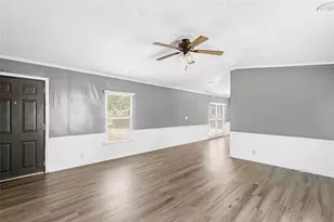 104 W Lawrence St, Dayton, TX 77535 - Photo 13