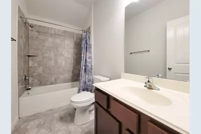 6523 Fiddlewood Thicket Lane, Katy, TX 77449 - Photo 5