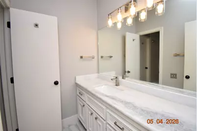 421 Creekside Drive, League City, TX 77573 - Photo 17