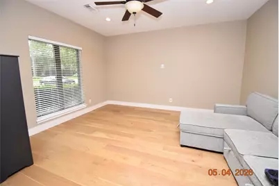 421 Creekside Drive, League City, TX 77573 - Photo 3