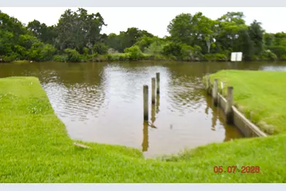 421 Creekside Drive, League City, TX 77573 - Photo 35
