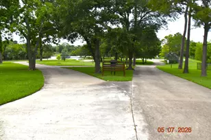 421 Creekside Dr, League City, TX 77573 - Photo 31