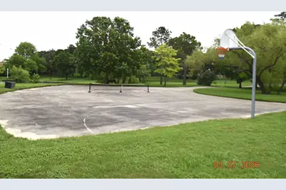 421 Creekside Drive, League City, TX 77573 - Photo 39