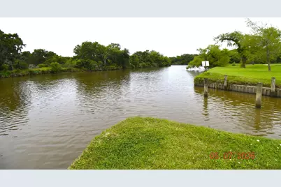 421 Creekside Drive, League City, TX 77573 - Photo 33