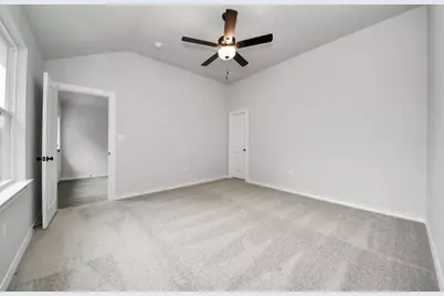 18728 Loom Drive, Conroe, TX 77306 - Photo 23