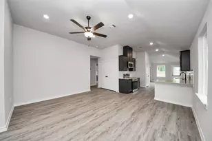18728 Loom dr, Conroe, TX 77306 - Photo 7