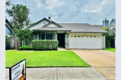 2018 Creek Valley Lane, Sugar Land, TX 77478 - Photo 3