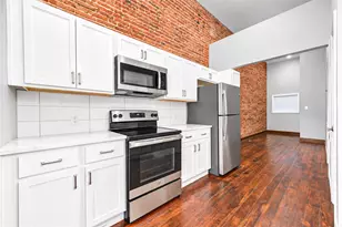 2309 Strand St, Galveston, TX 77550 - Photo 9