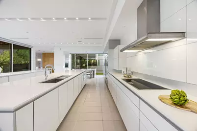 4616 Oleander Street, Bellaire, TX 77401 - Photo 23