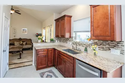 6718 Poplar Bend Lane, Dickinson, TX 77539 - Photo 7