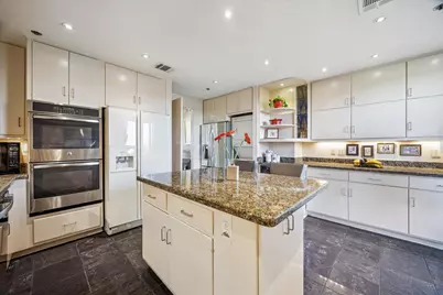 121 N Post Oak Lane #705, Houston, TX 77024 - Photo 7