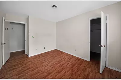 9539 Beverlyhill Street, Houston, TX 77063 - Photo 11