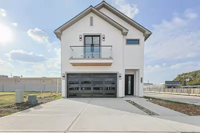 615 Rolling Oaks, Stafford, TX 77477 - Photo 1