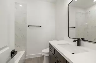 1226 E 23rd St, Houston, TX 77009 - Photo 5