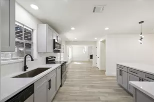 14930 Spring Lake Dr, Houston, TX 77070 - Photo 15