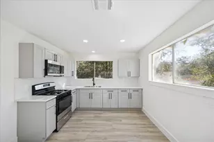 14930 Spring Lake Dr, Houston, TX 77070 - Photo 33