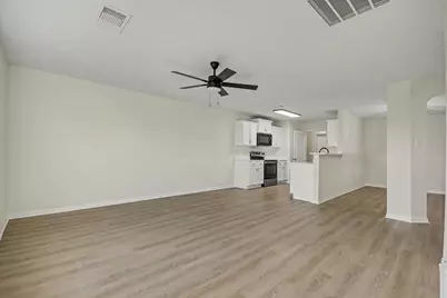 12129 Trawler Place, Texas City, TX 77568 - Photo 11