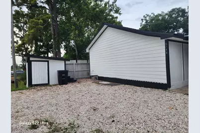 6239 Carver Road, Houston, TX 77091 - Photo 3