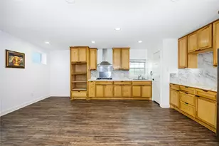 10930 Exeter St, Houston, TX 77093 - Photo 11