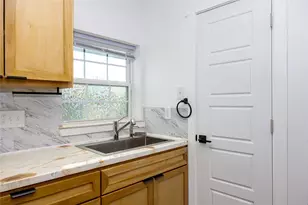 10930 Exeter St, Houston, TX 77093 - Photo 7