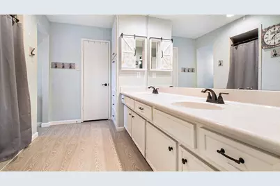 3819 Golden Lake Drive, Kingwood, TX 77345 - Photo 17