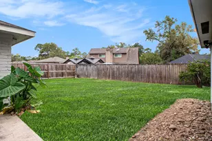 3819 Golden Lake Dr, Kingwood, TX 77345 - Photo 23