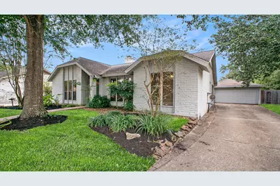 3819 Golden Lake Drive, Kingwood, TX 77345 - Photo 3