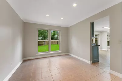 27 W Stony Bridge Court, The Woodlands, TX 77381 - Photo 5
