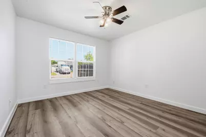 111 Calvin Street, Pasadena, TX 77506 - Photo 17